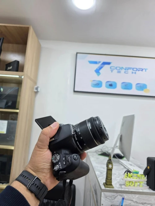 Canon EOS 200D +  Objectif (18-55 )24,2 MP pour des photos ultra nettes