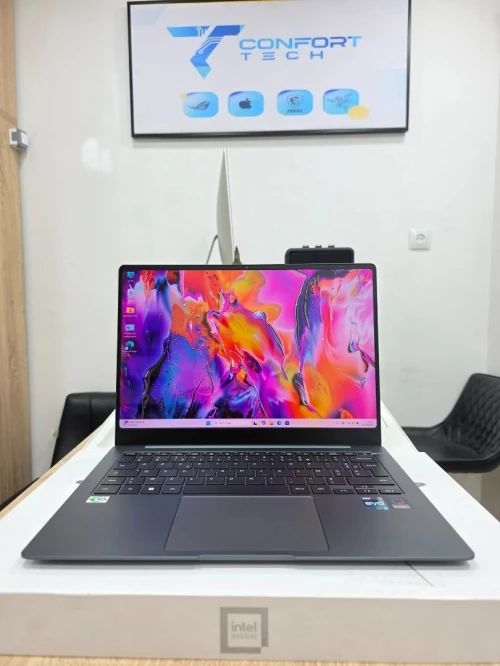 Samsung Galaxy Book3 Pro 14" OLED i5-1340P 8GB/256GB