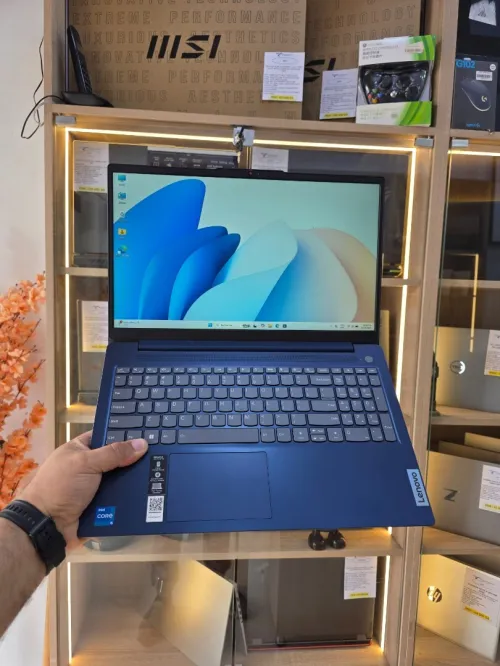 LENOVO IDEAPAD SLIM 3i 15.6" i5 1345U 8GB/512 GB