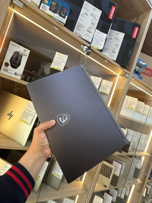 MSI THIN 15 i5-12450H & RTX 2050 16GB / 512 GB SSD