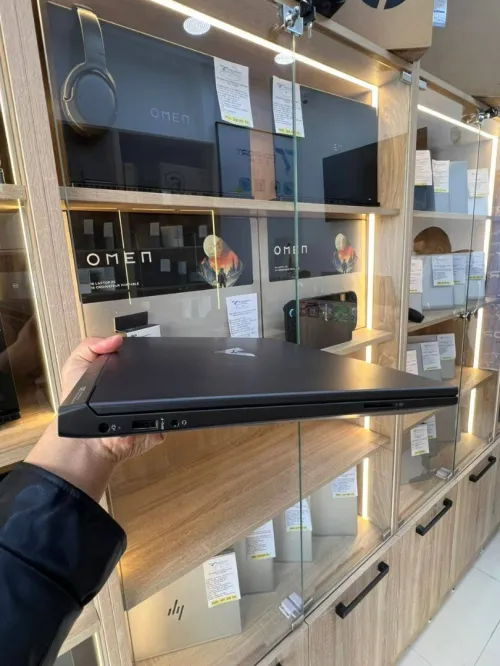 HP VICTUS  i5-13420H & RTX 4050  6GB 16GB / 512 GB SSD