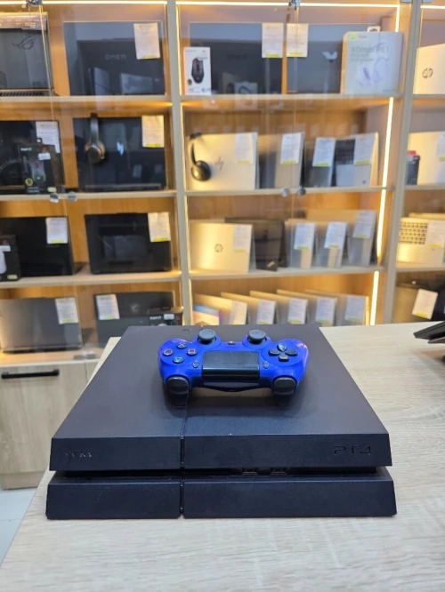 Sony PlayStation 4   V13.05 + Manettes [VENDU]