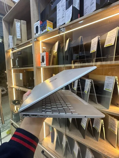 HP LAPTOP 15 15.6"  i5-1035G1 8GB/256GB