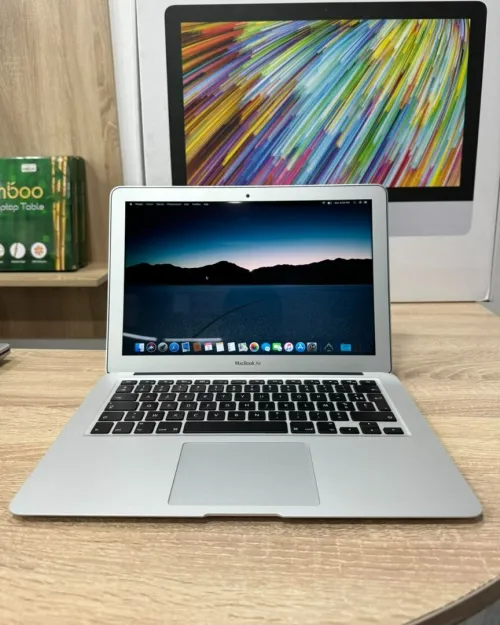 MacBook Air i5  13.3 2017 8GB /128GB