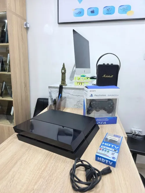 Sony PlayStation 4 Fat Flashée v9.00   1 Manettes [VENDU]