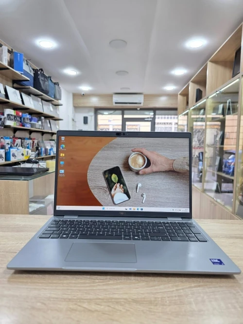 DELL LATITUDE 5550  Intel Core Ultra 5 135U  16GB /512GB (2025) 