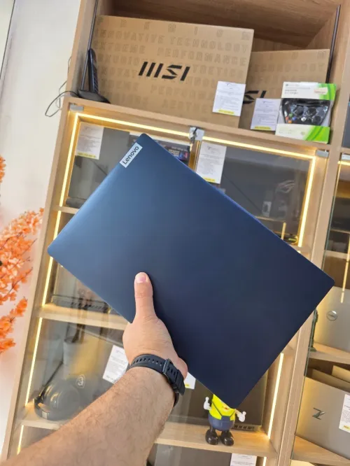 LENOVO IDEAPAD SLIM 3i 15.6" i5 1345U 8GB/512 GB