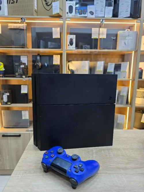 Sony PlayStation 4   V13.05 + Manettes [VENDU]