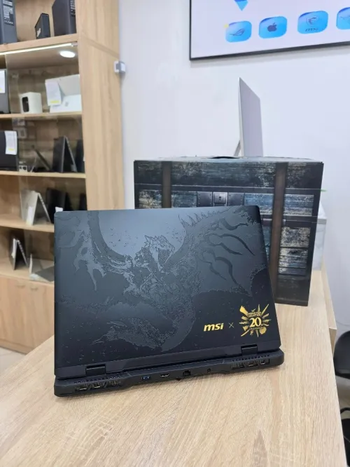 MSI MONSTER HUNTER EDITION  i7 14700HX  & RTX 4060 32GB/1TB [VENDU]