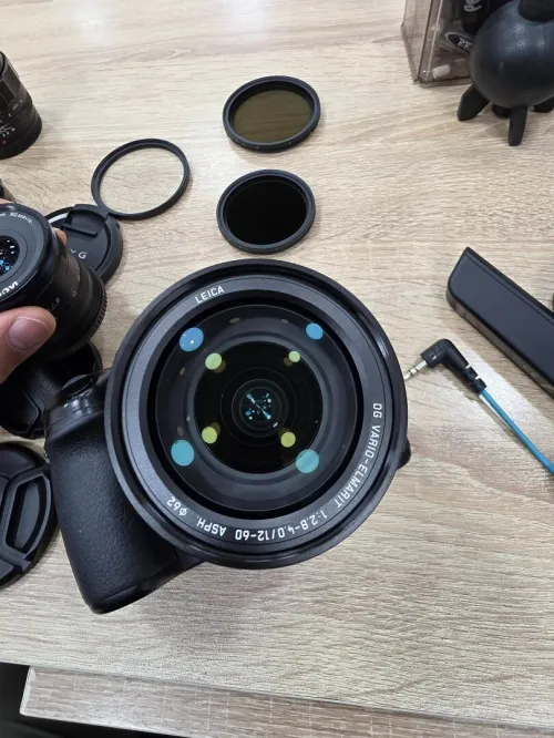 Caméra : Panasonic Lumix GH4 + 4 Objectifs