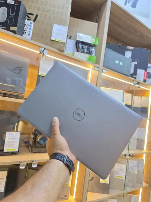 DELL LATITUDE 5550  Ultra 5 135U  16GB /512GB