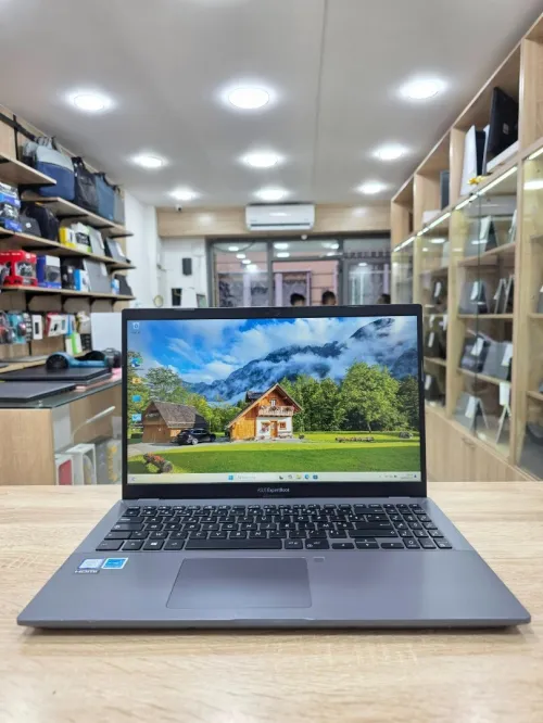 ASUS ExpertBook 15  i7 8565U 8GB/512GB