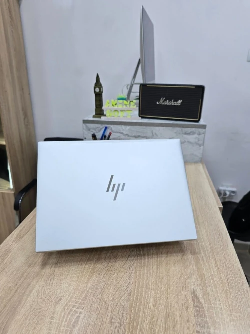 [ VENDU ]HP ELITEBOOK 845 G10  Ryzen 5 7540U/Radeon 740M 16GB/256GB