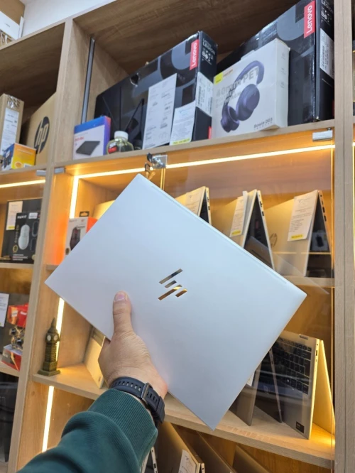 HP EliteBook 845 G10 14" Tactile Ryzen 7 7840U / 16GB / 512GB