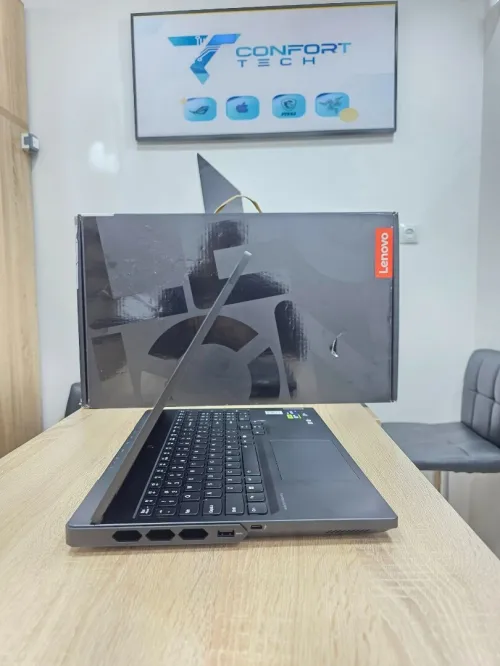 LENOVO LEGION PRO 7 GEN 9 i9 14900HX & RTX 4080 32GB RAM / 2TB SSD