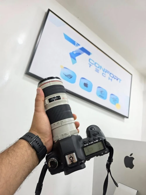  Caméra : Canon EOS 5D Mark II + Objectif Canon 70-200mm f/4 L USM
