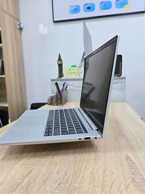 [ VENDU ]HP ELITEBOOK 845 G10  Ryzen 5 7540U/Radeon 740M 16GB/256GB