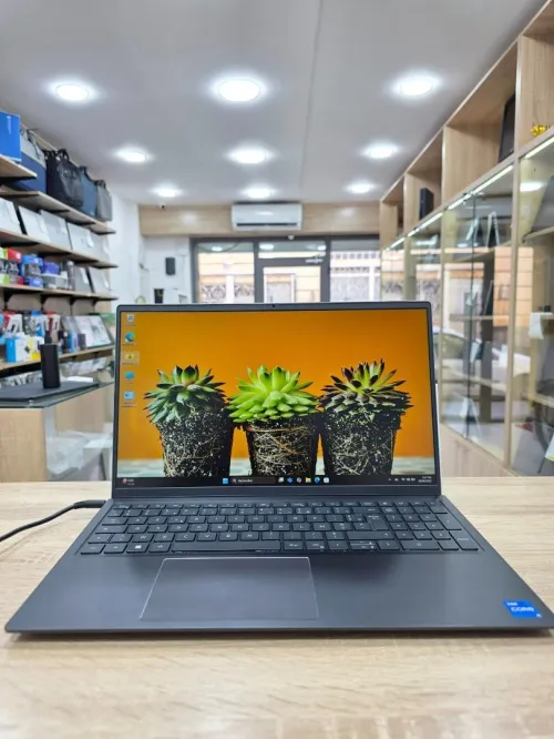Dell VOSTRO 5510 i5 11320H 8GB/256GB