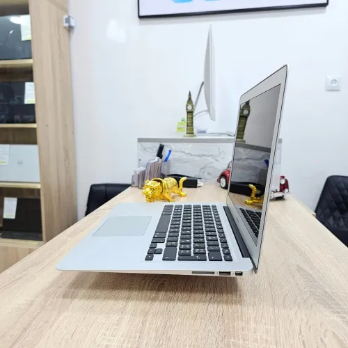 MacBook Air i5  13.3" 2017 8GB /128GB