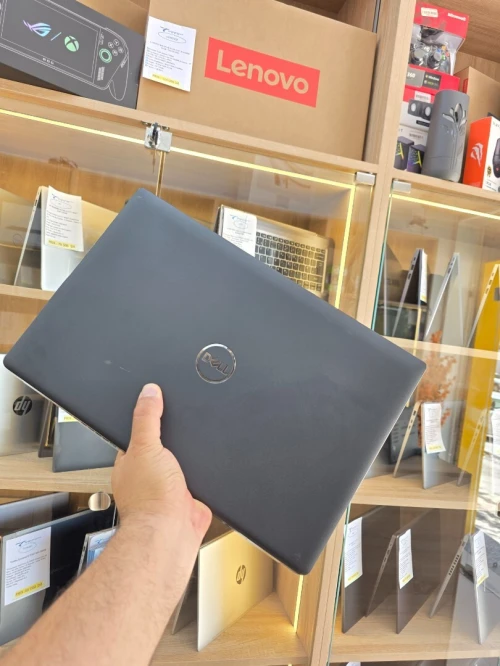 DELL LATITUDE  3520 15.6" i5 1145G7 ( 16GB/256 GB) Produit Neuf Jamais Utilisé