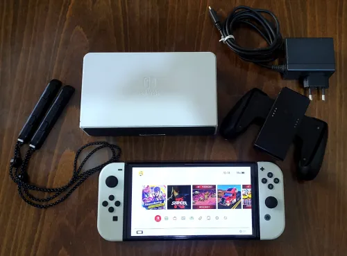 Nintendo Switch OLED (Flashé)