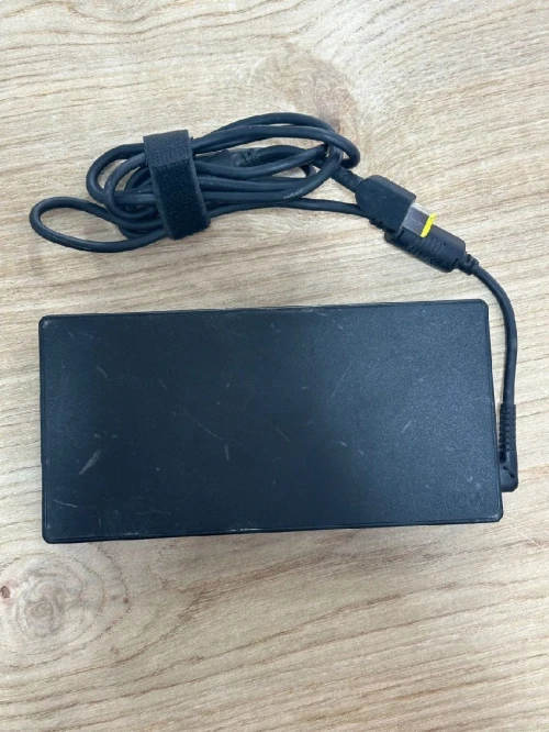 Chargeur Lenovo 20V 11.5A 230W