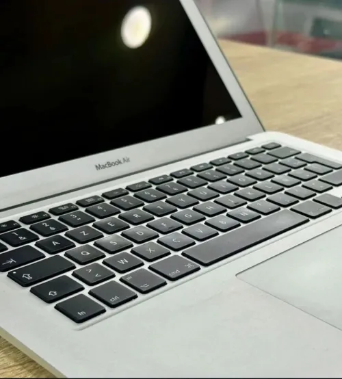 MacBook air2017 i5 8gb 128ssd cycle4