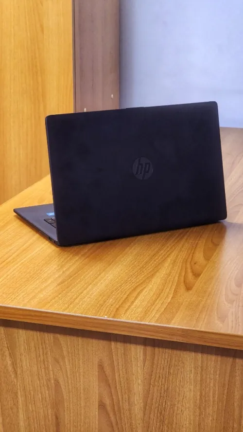 HP LAPTOP 17 cn3052nf INTEL N100 0.80 Ghz 8 Go 256 SSD Ècran 17 FHD