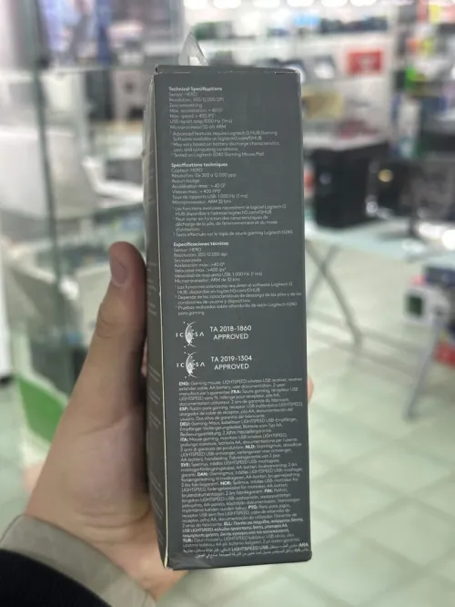 Logitech G305