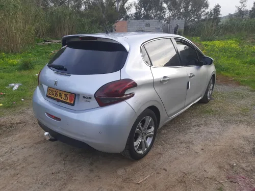 Peugeot 208 2014 Active