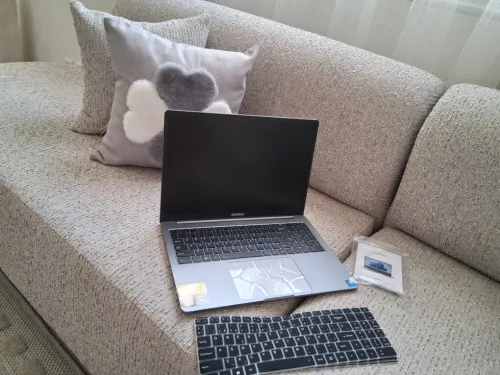ACEMAGIC Ordinateur Portable 16 Pouces 1200 FHD Processeur 4300U,Jusqu'à 3.7 GHz-Dépasser 3500U/N150/N95 (Radeon Vega 5 Graphique) 16 Go RAM DDR4,512 Go SSD,Wi-FI 5,BT5.0,HDMI,Type C