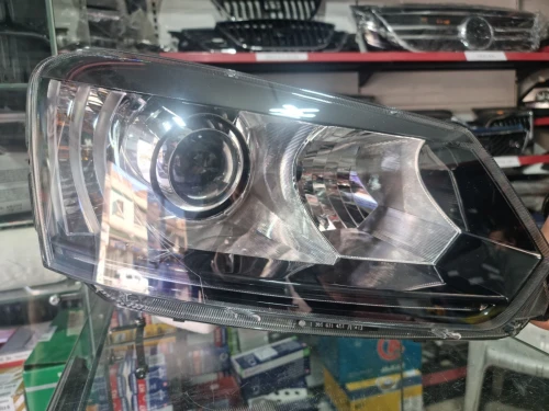 Phare optique skoda yetti 2014/2017