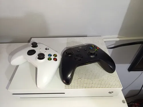 Xbox one s - stockage 1to