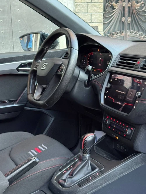 Seat ARONA 2019 FR+