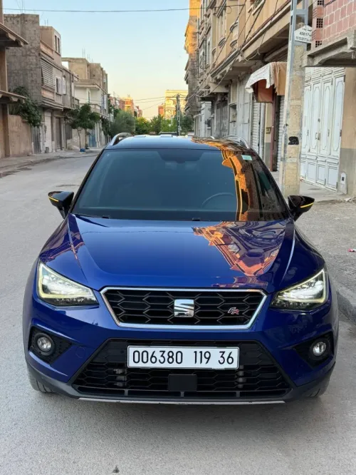 Seat ARONA 2019 FR+