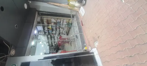 Vitrine en verre trempé 
