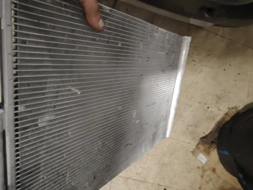 Refroidisseur d'eau et radiateur climatiseur d'origine