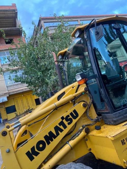 Komatsu Komatsu wb93 r5 2009