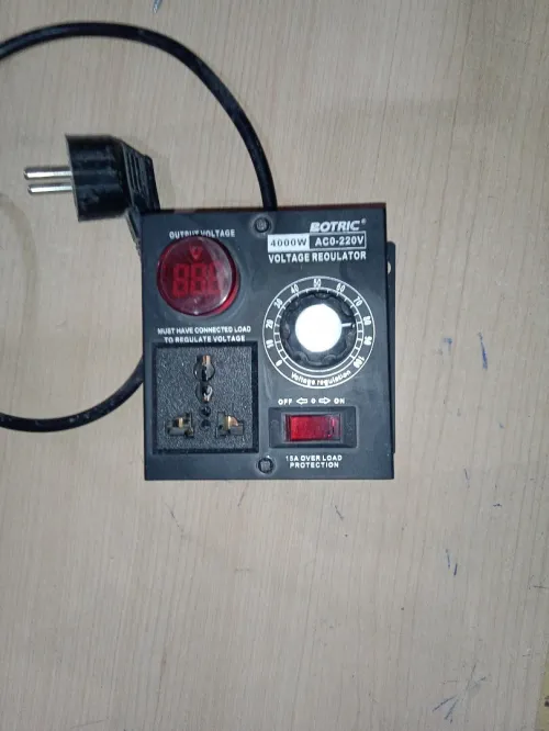 Régulateur de tension 4000 w