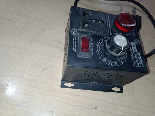 Régulateur de tension 4000 w