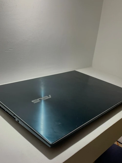ASUS ZENBOOK DUO I9 