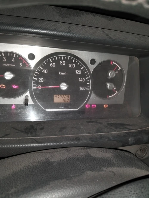 Renault Maxity 2011
