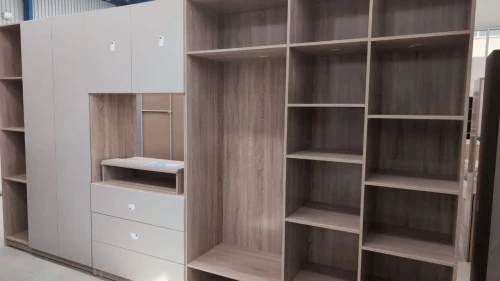 MEUBLES DESIGN SUR MESURES