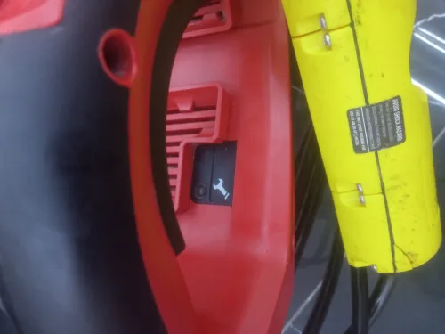 Découpeuse hilti dch300-x année 2019 presque Neuf 