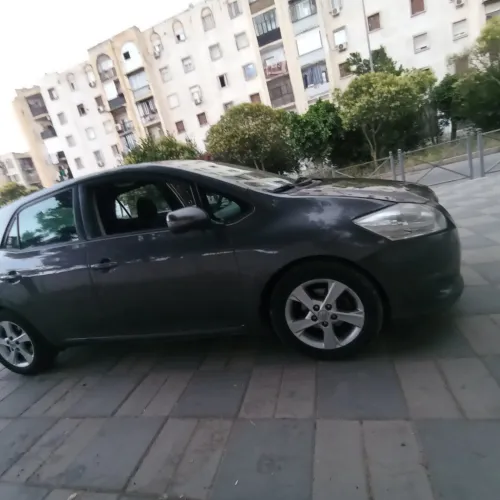 Toyota Auris 2011 Auris