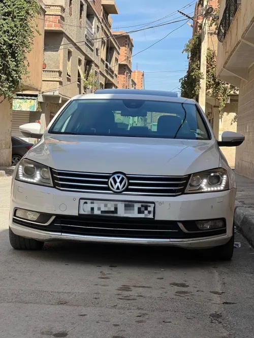 Volkswagen Passat 2011 Bleumotion