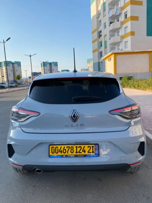 Renault Clio 5  2024 Evolution