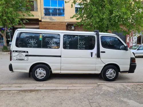 Toyota hiace Toyota hiace 2004