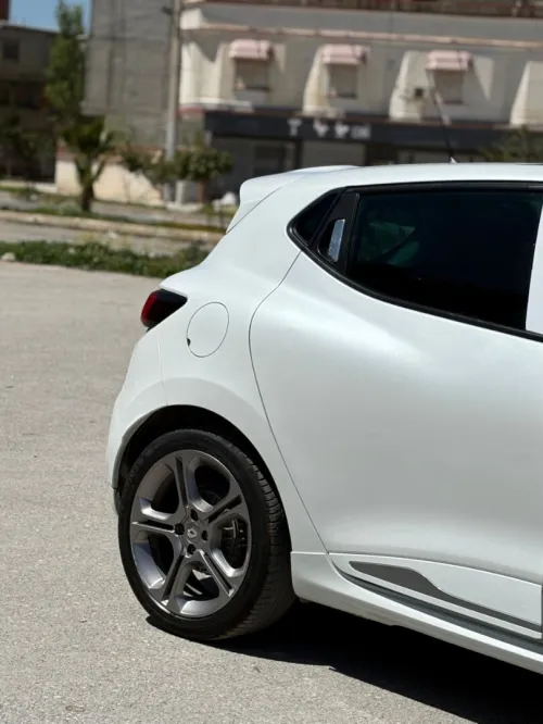 Renault Clio 4 2018 GT Line +