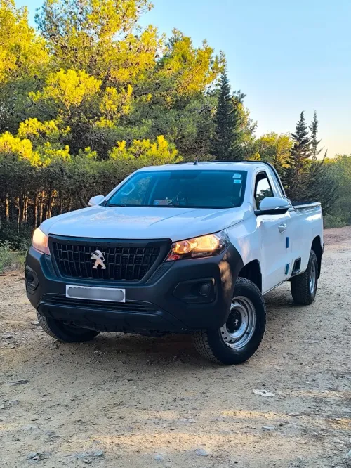 Peugeot Landtrek 2022 